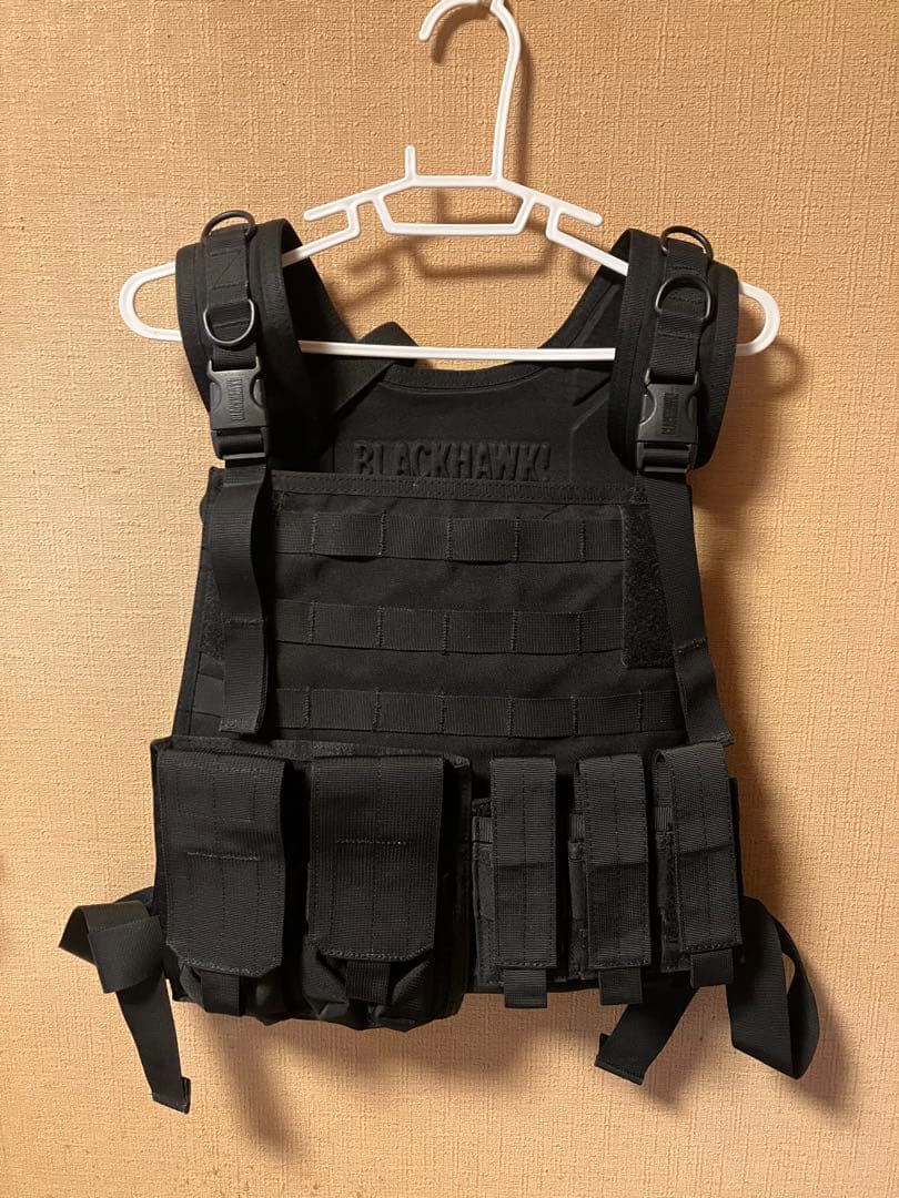 ブラックホークSTRIKE プレートキャリア　BLACKHAWK! 実物