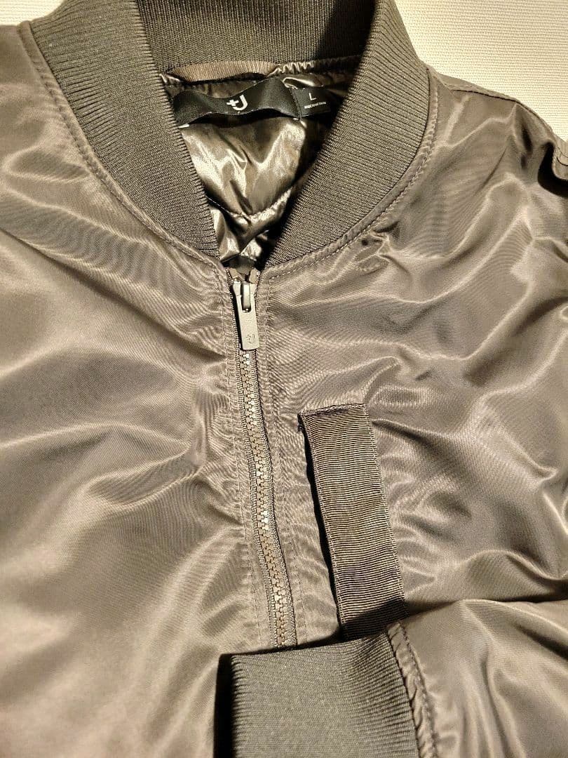 【ゆうすけ】ユニクロ +J ハイブリッドダウンオーバーサイズMA-1