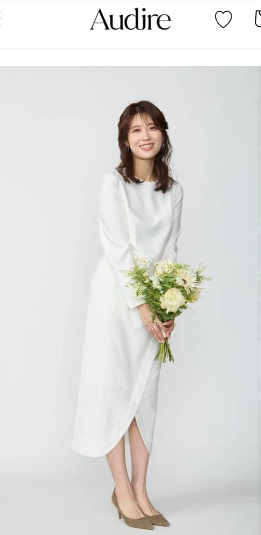 新品Audire Tulip hem dress (Ivory)