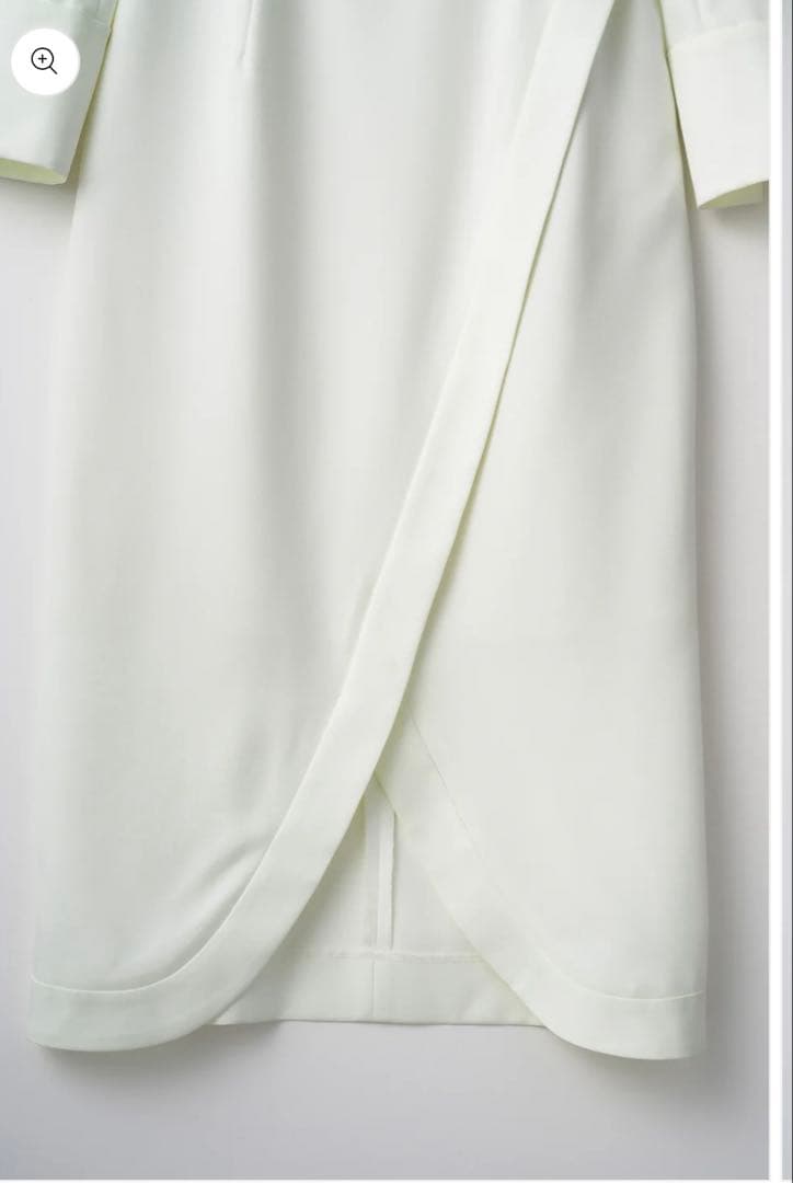 新品Audire Tulip hem dress (Ivory)