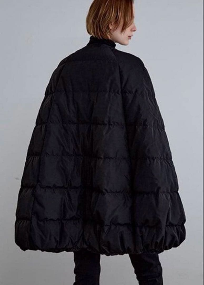 【新品・未使用品】lephil ブラック　パッフィーダウンケープ　サイズ0