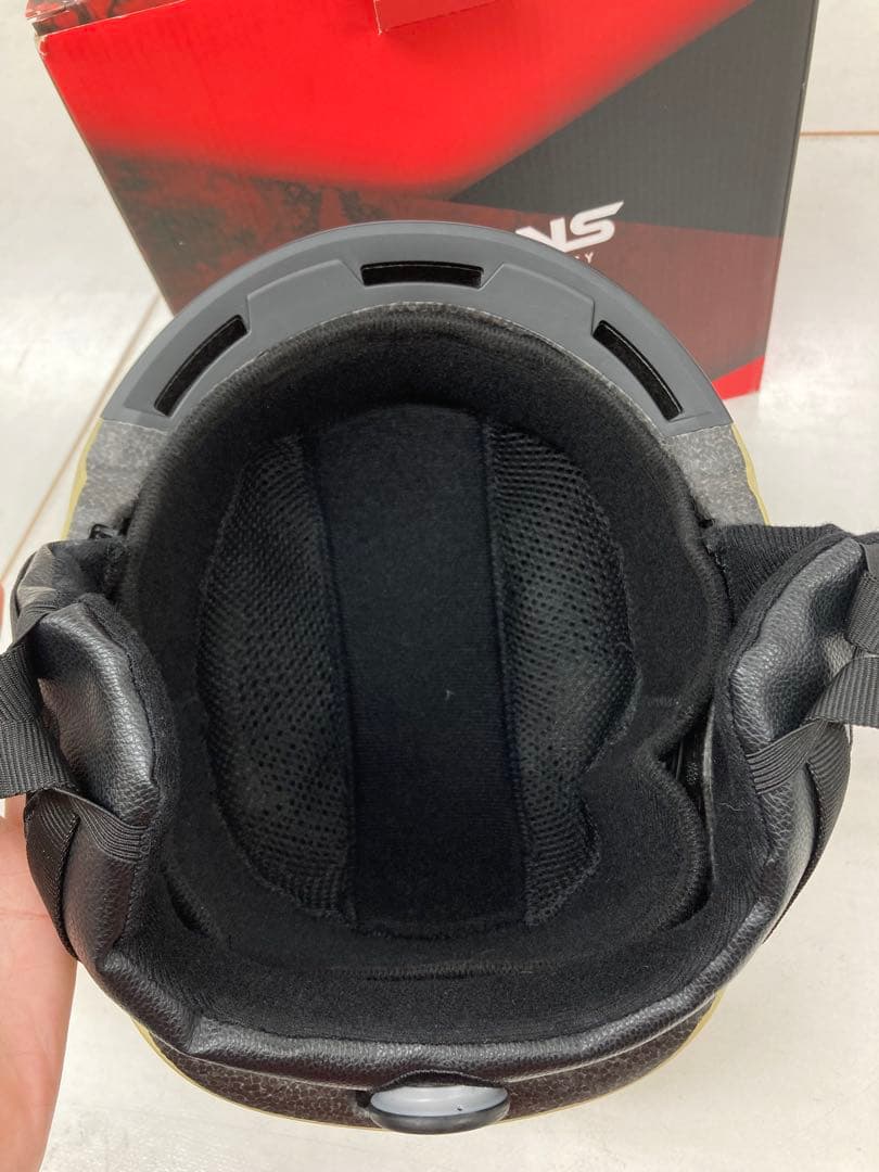 SWANS スワンズ　ヘルメット 大人用　ベージュ　Lサイズ　スキー　G127