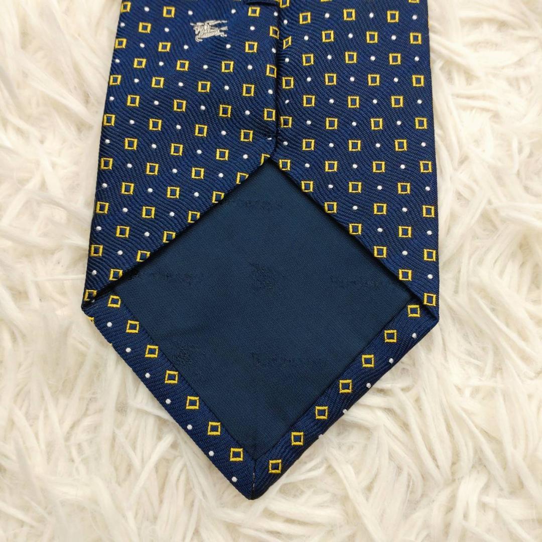 【タグ付き美品】 バーバリー 高級シルクネクタイ 総柄（ホースロゴ） ネイビー
