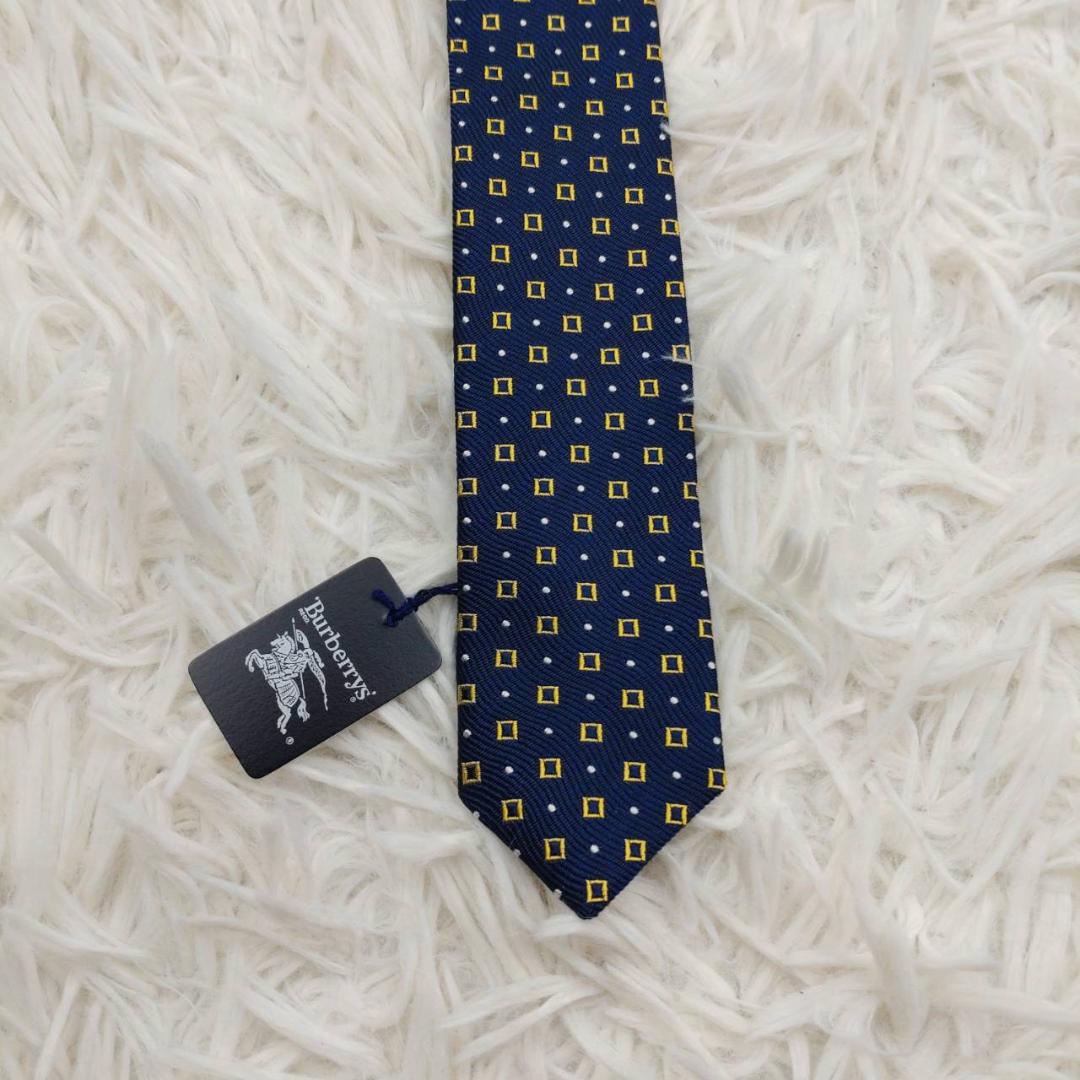 【タグ付き美品】 バーバリー 高級シルクネクタイ 総柄（ホースロゴ） ネイビー