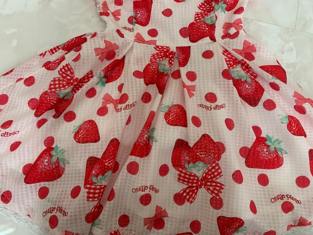 メゾピアノ♡阪急限定♡いちごワンピース♡110センチ美品♡ストロベリーワンピース