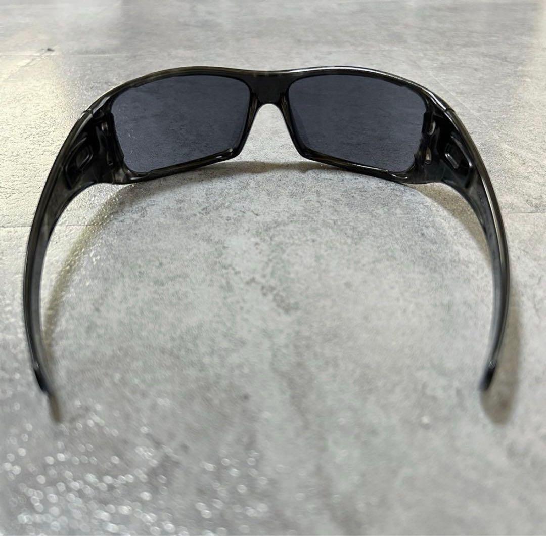 IO 着用　Oakley サングラス