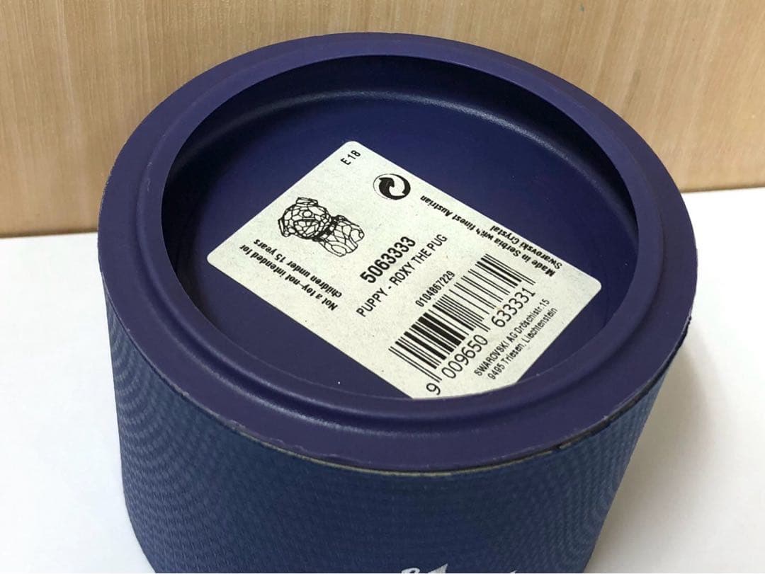 ●スワロフスキー　パグ　クリスタル　置物