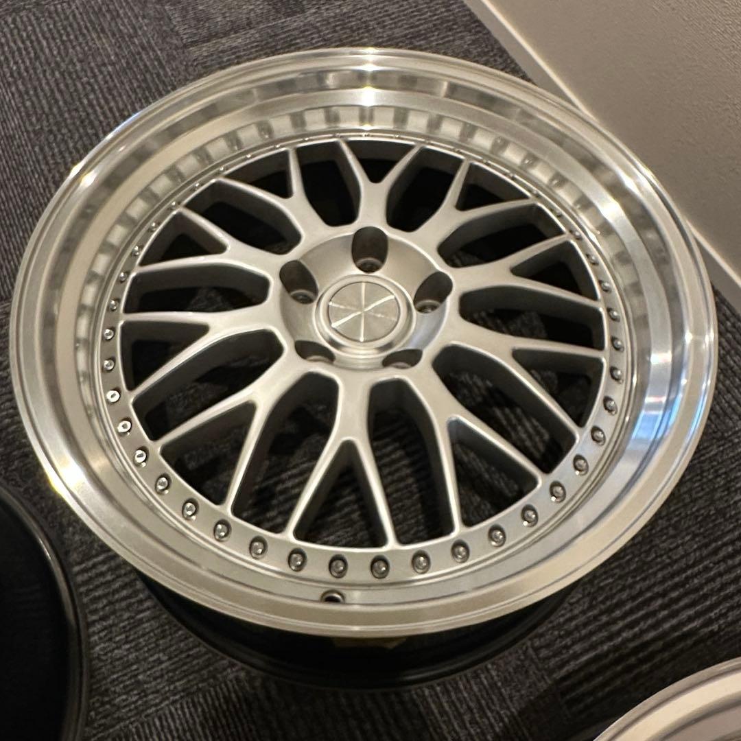 ESR SR01 20インチ 9J +35 PCD120  F レクサス