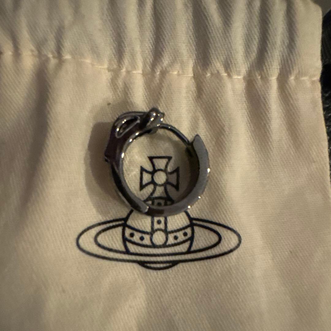 Vivienne Westwood ヴィヴィアン BOBBY フープピアス 片耳