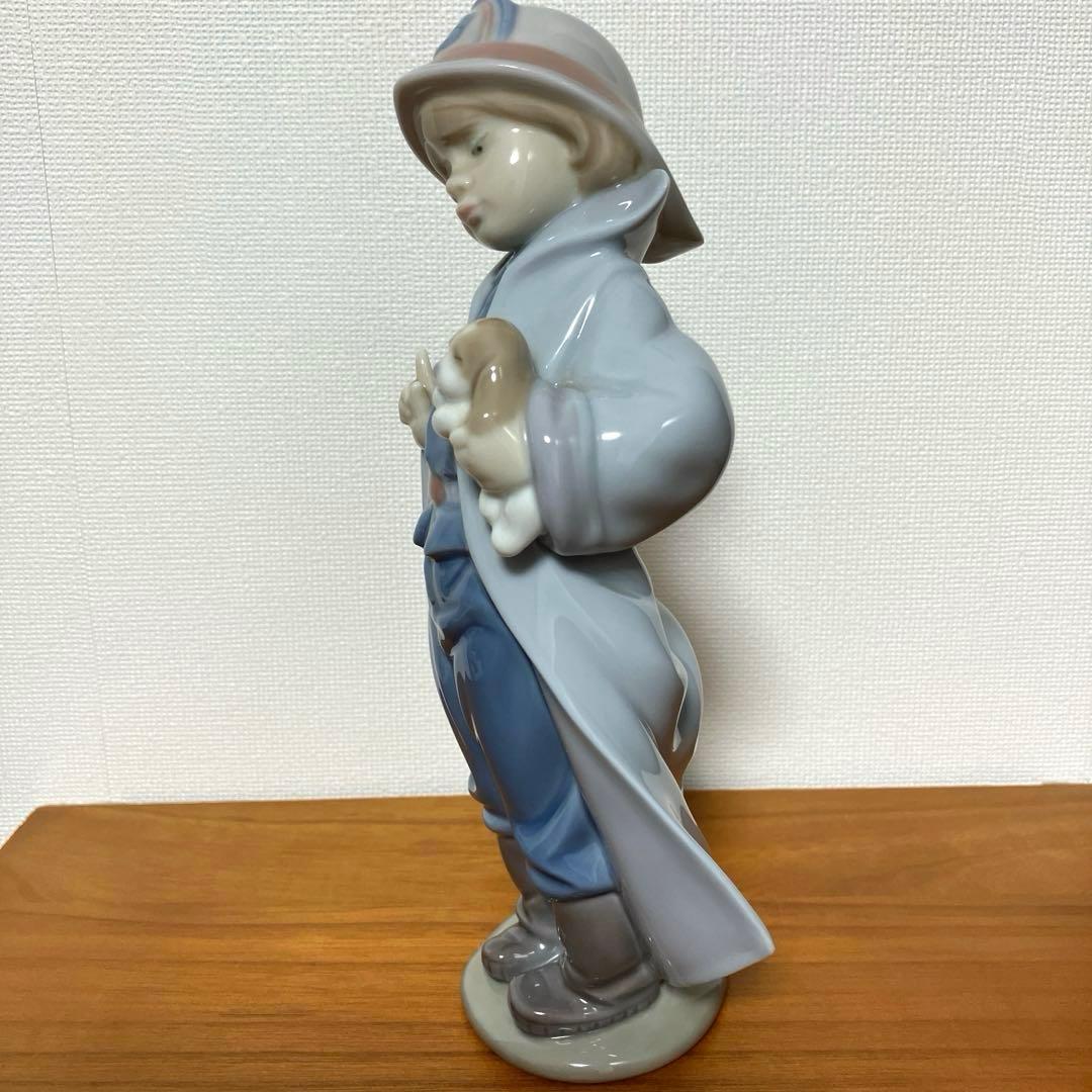 リヤドロ #6334 小さな消防士　美品