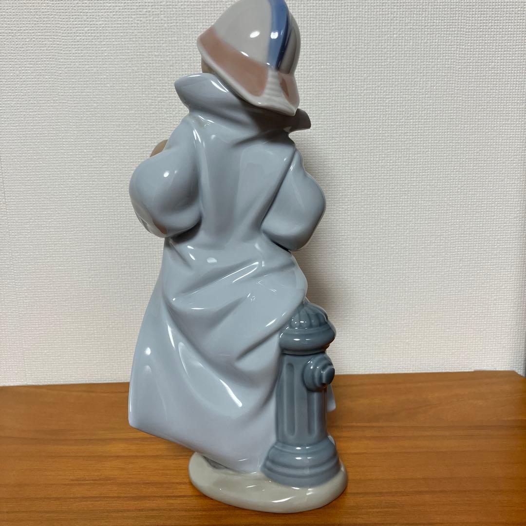 リヤドロ #6334 小さな消防士　美品