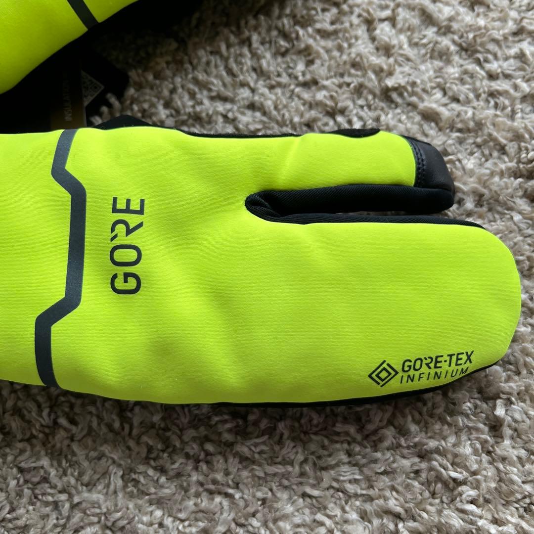 GORE-TEX INFINIUM™ THERMO SPLIT GLOVES