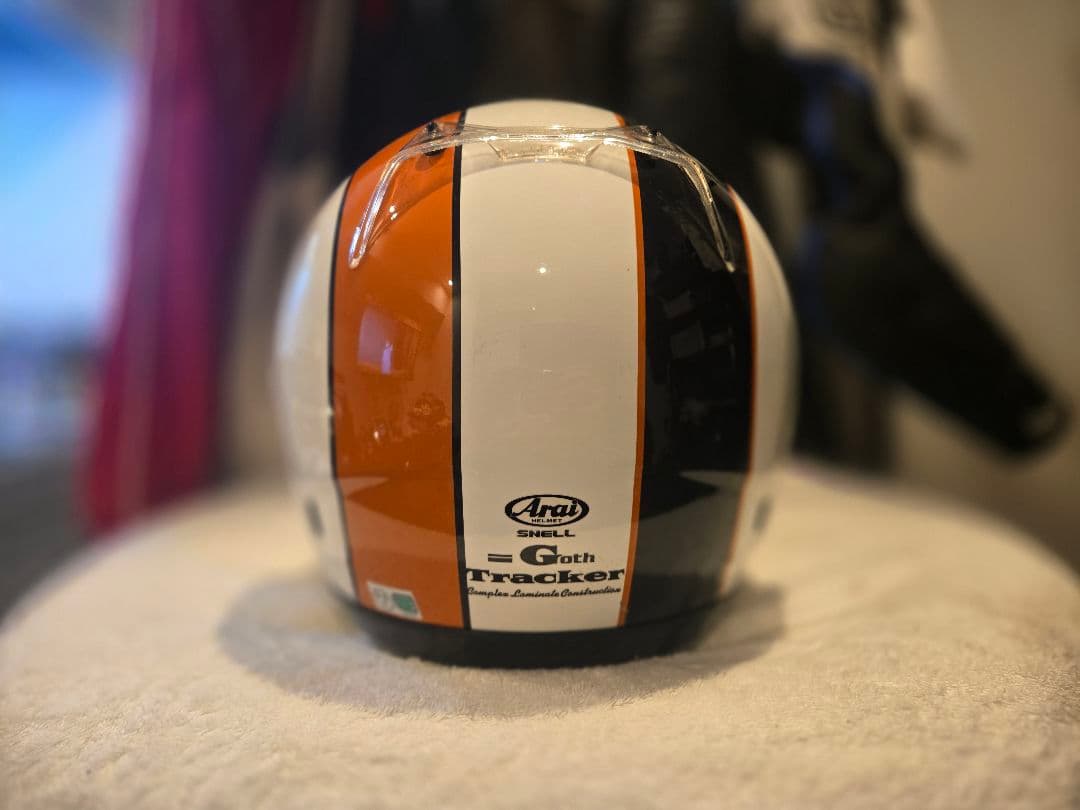 札*王様 Arai Gott Tracker M(56-57) ケビンアサートン
