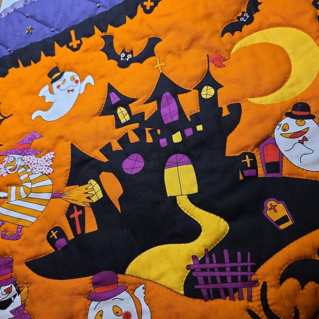 ハロウィンタペストリー