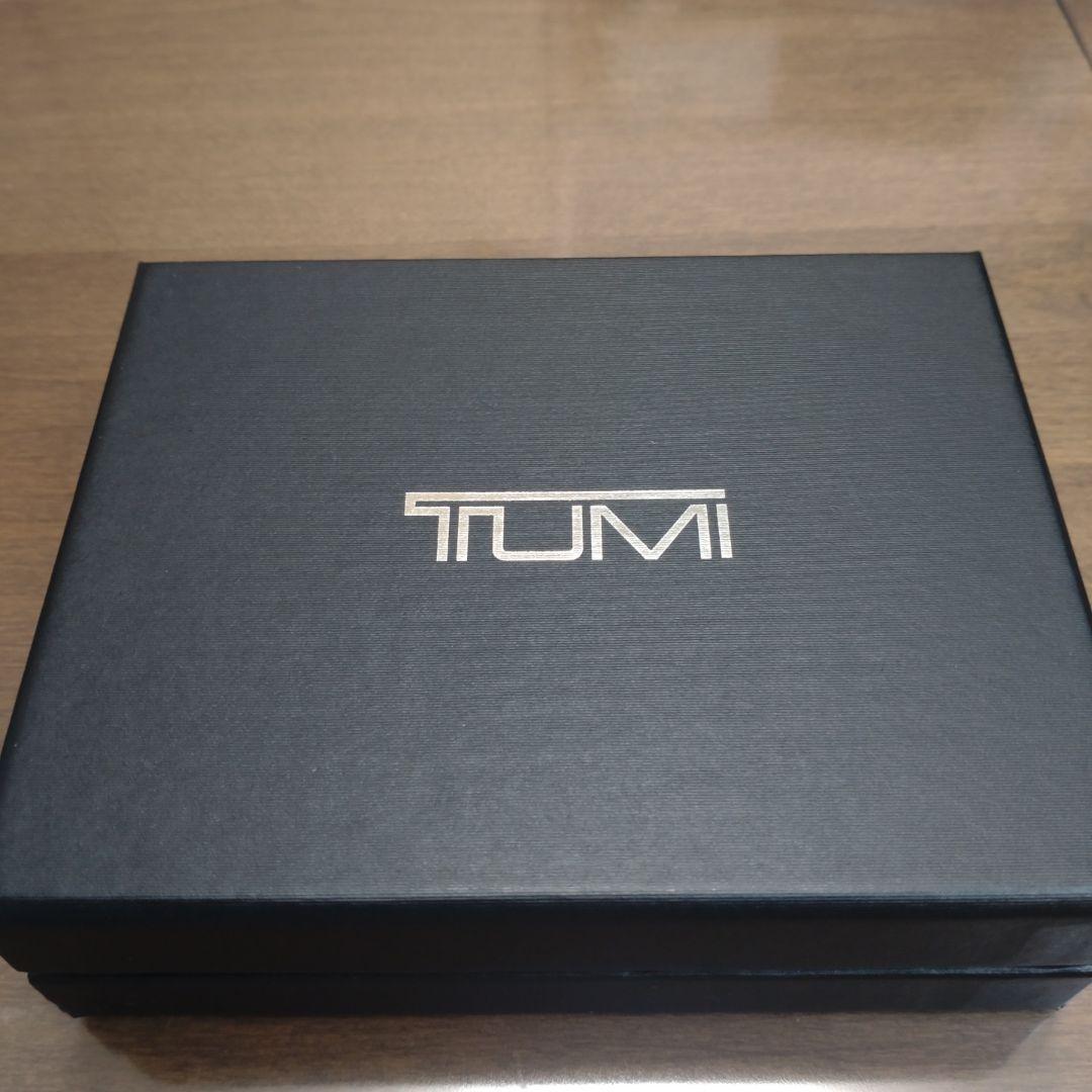 TUMI 二つ折り財布 ブラック