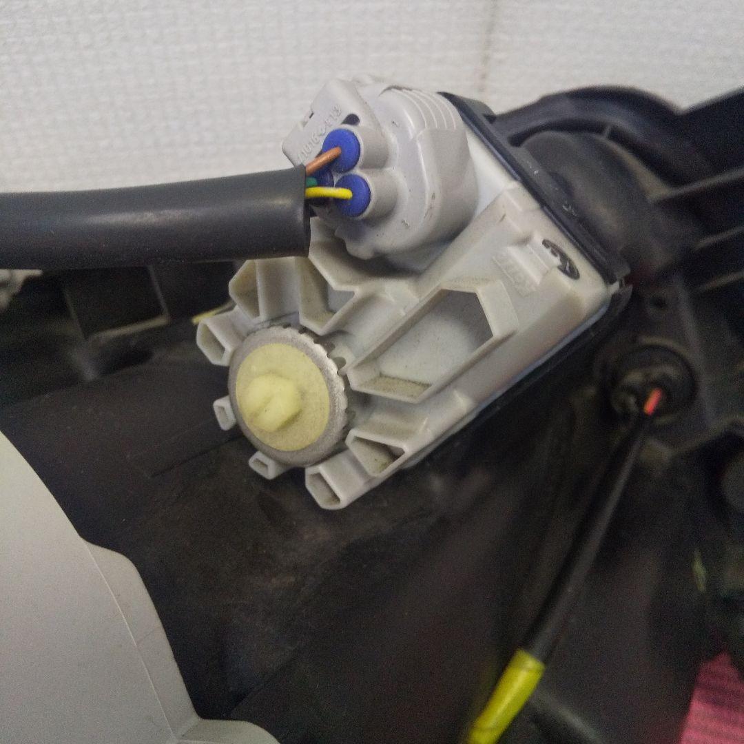 ワゴンR ヘッドライト MH44S HID 青色イルミネーション