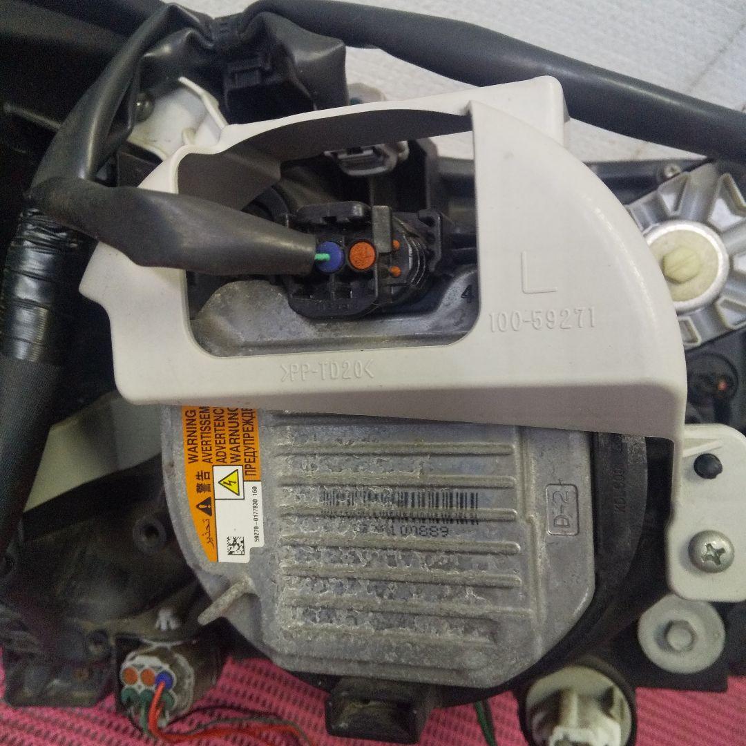 ワゴンR ヘッドライト MH44S HID 青色イルミネーション