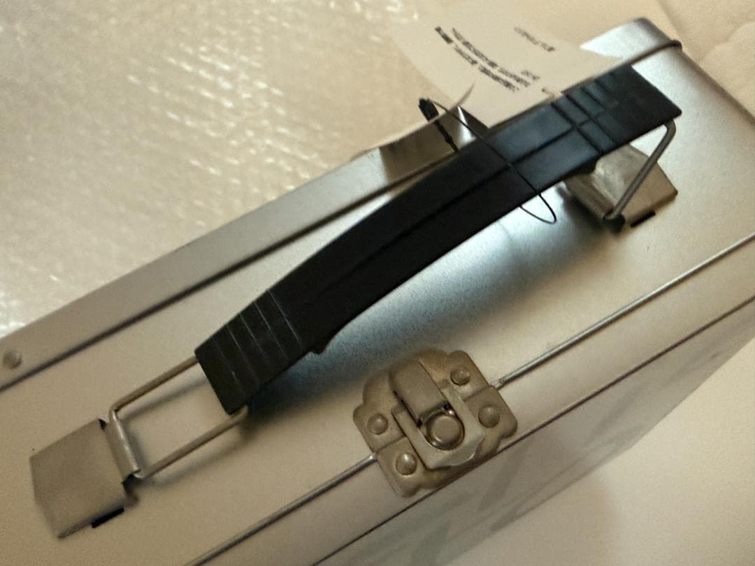 未使用保管品 COMME des GARCONS 青山店限定 トランク小 バック