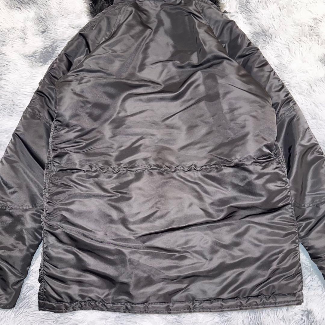 希少 ブラックファー アルファーインダストリー フライトジャケット N-3B