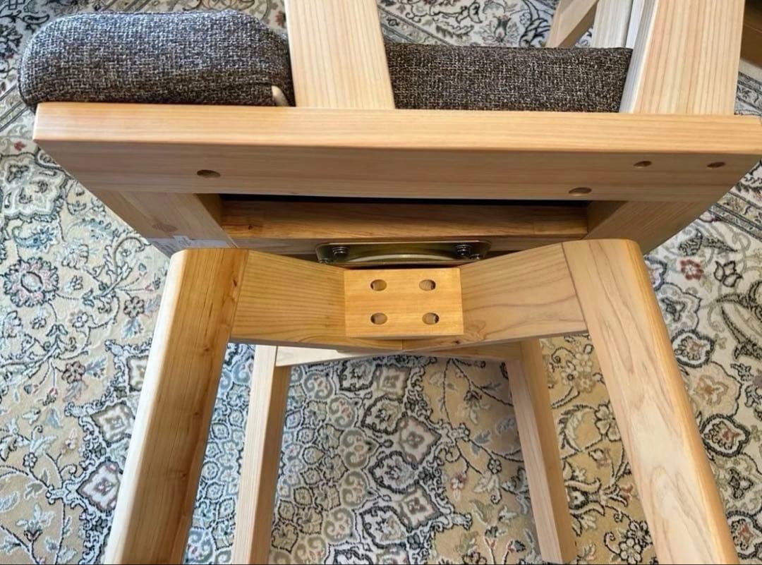 ★ダイニングチェア 椅子　回転　肘置き　一脚目