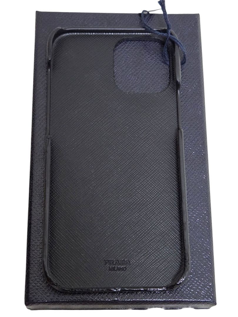 PRADA 美品 iPhone 13Pro MAX スマホケース ロゴ 黒