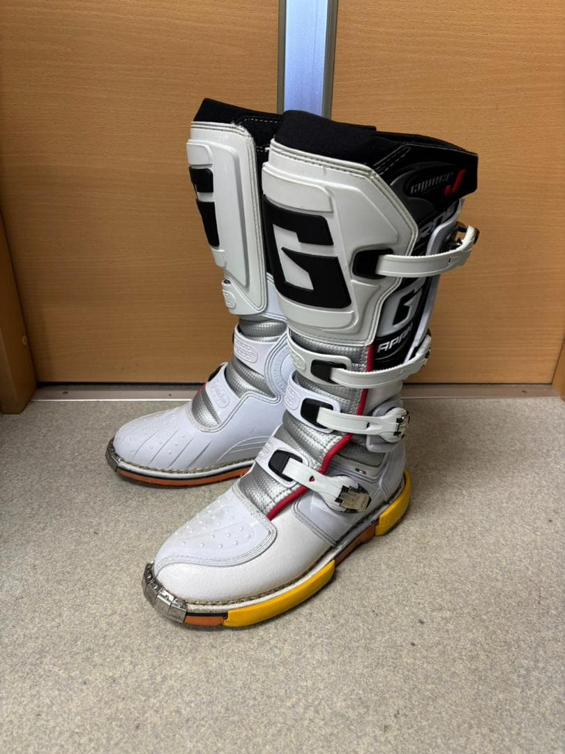 GAERNE CYPHER J オフロードブーツ ホワイト 26.5㎝ バイク