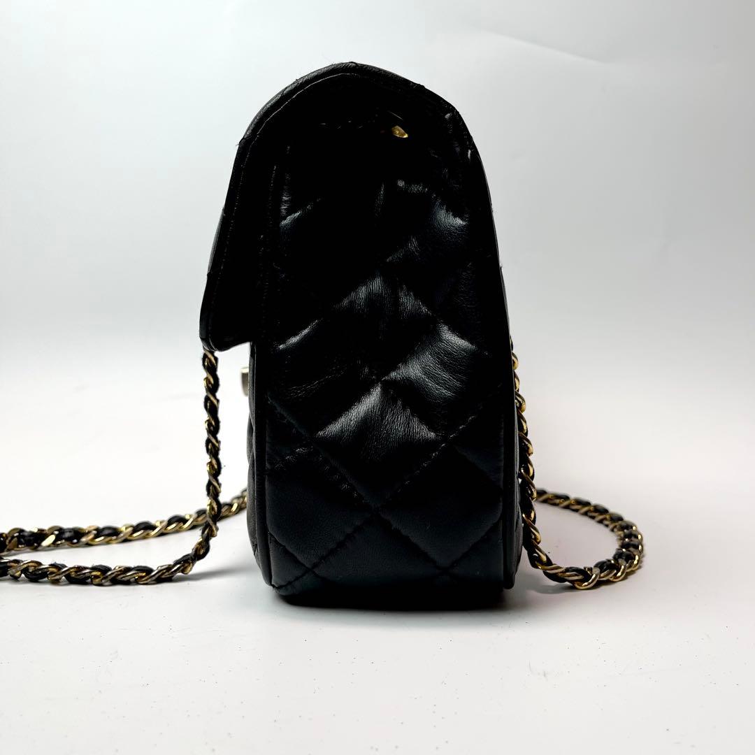 入手困難✨ジバンシー チェーンショルダーバッグ ターンロック キルティング 4G