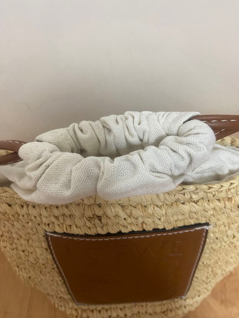 大人気ののラフィア　カゴバッグ　ショルダー付き