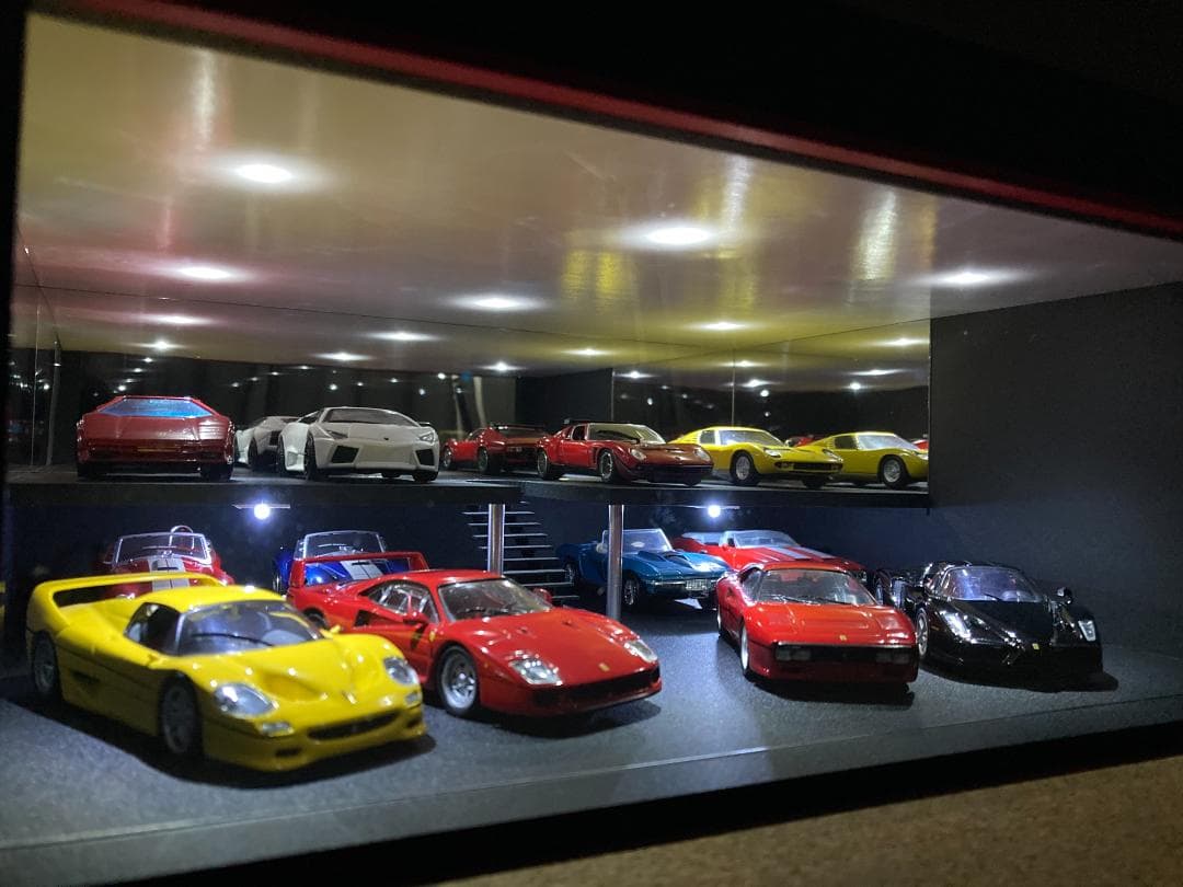 ミニカー専用ジオラマ：1/43 ショールームⅡ（吹き抜けタイプ）週末限定セール！