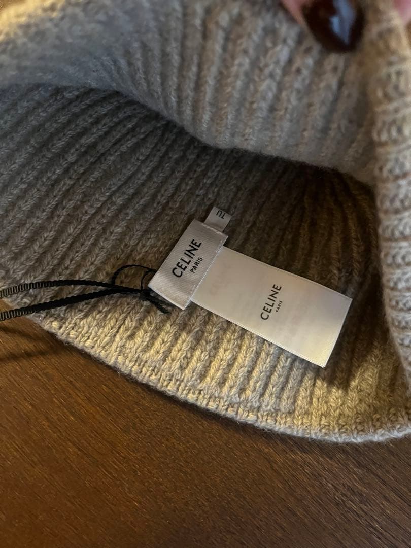 【m】CELINE 定番ニット帽 グレージュ★入手困難★