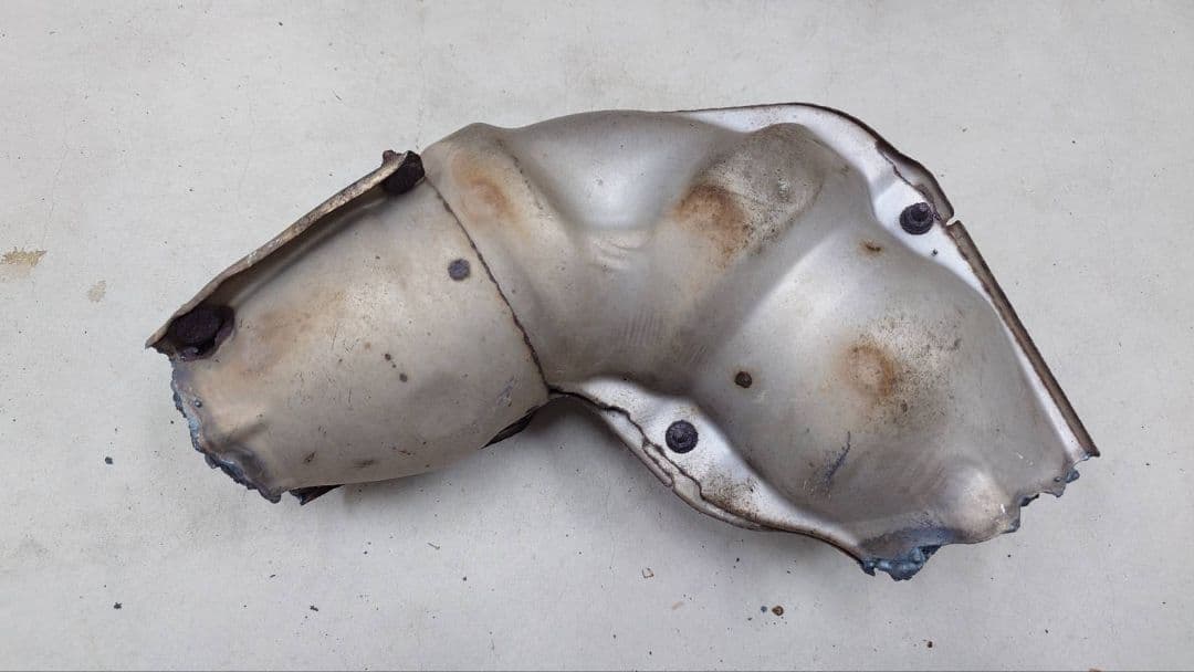 スバル エクシーガ YA5 EJ20 触媒 中古 ジャンク