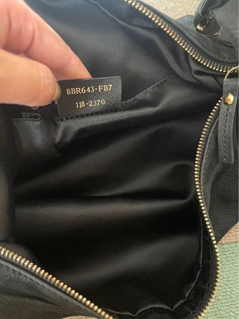 KOBAMI　FENDI マンマバケット スエードバック ショルダーバッグ