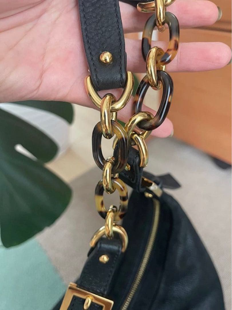 KOBAMI　FENDI マンマバケット スエードバック ショルダーバッグ