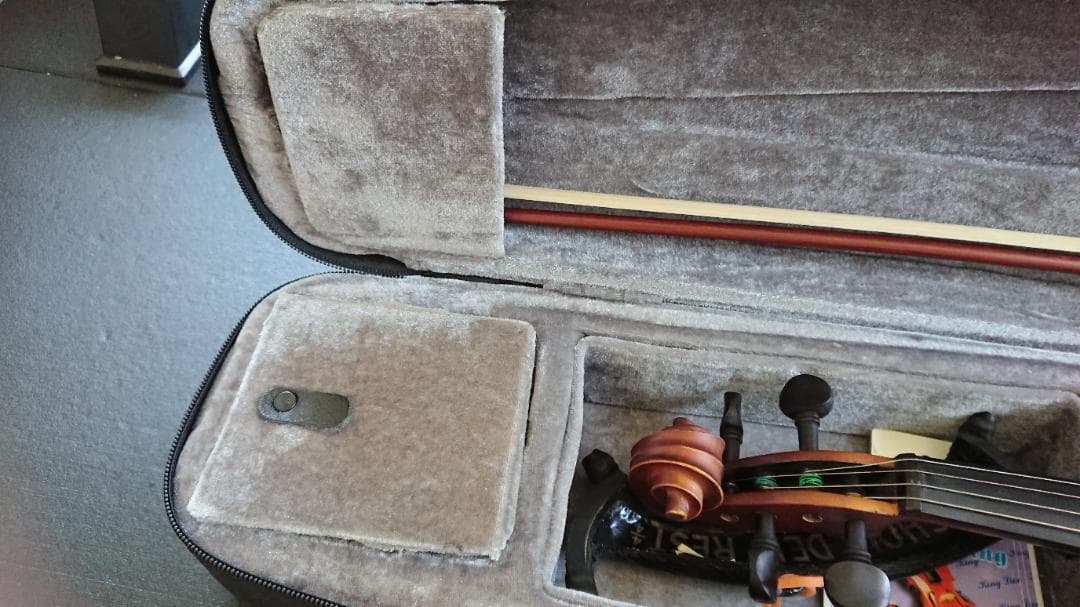 バイオリン　セット　Hallstatt V-12 ハルシュタット 肩当て付き