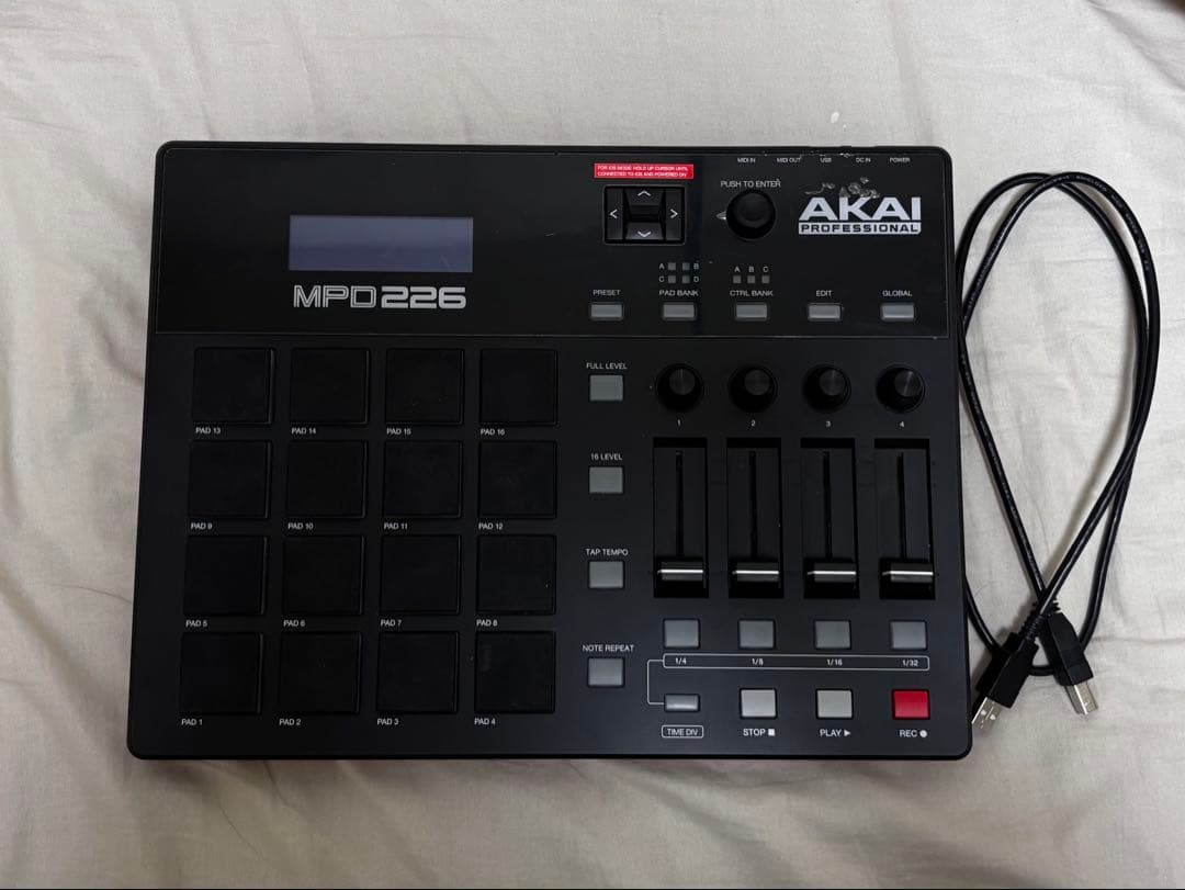 【動作確認済み】AKAI Professional MPD226 MIDIパッド