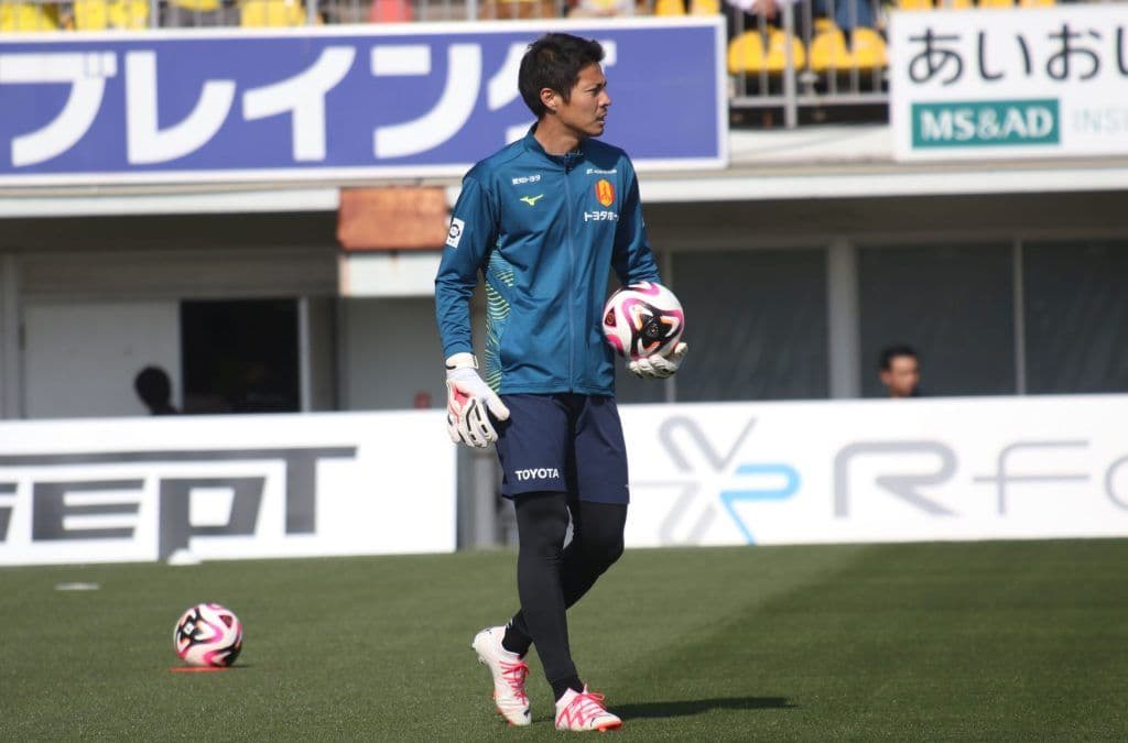 2024 名古屋グランパス ゴールキーパーアウターシャツ 上下 ランゲラック