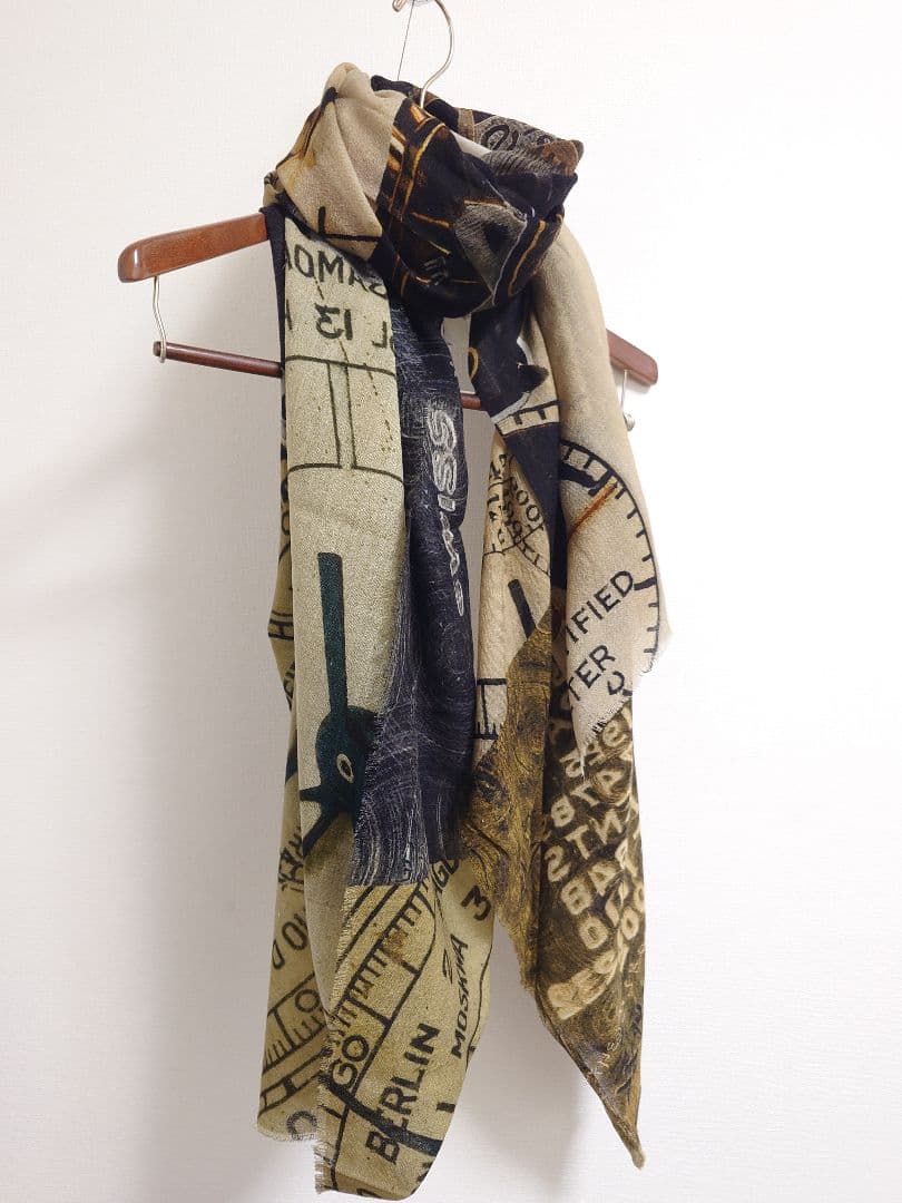 ファリエロ サルティ　Faliero Sarti　ストール　ショール　時計柄