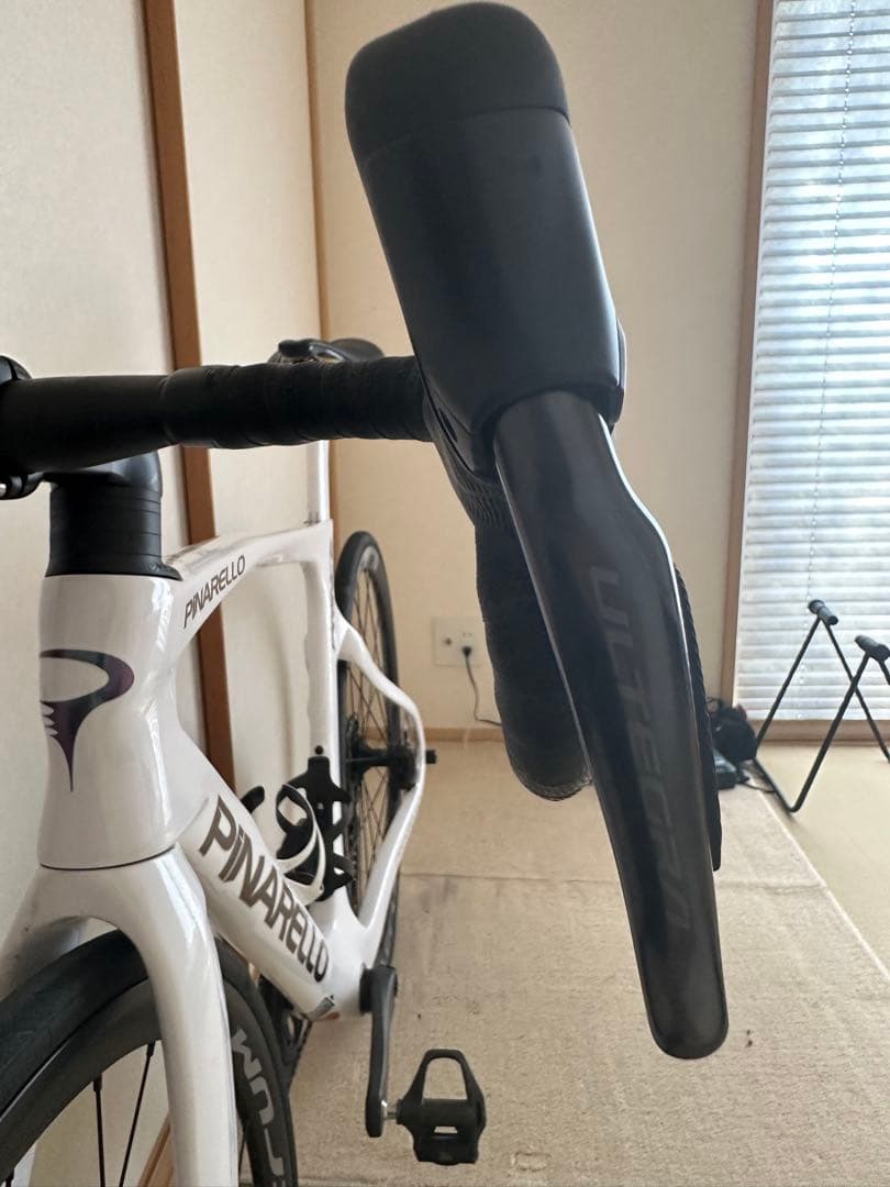 PINARELLO ロードバイク ULTEGRA Di2 ボレアリスホワイト