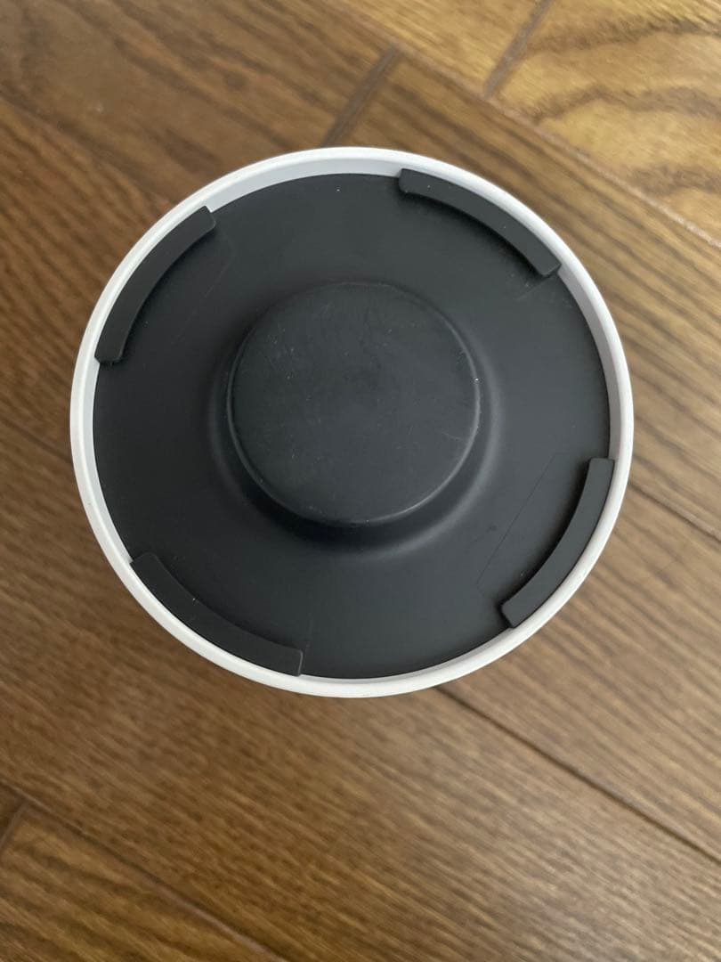 Google Nest Cam 防犯カメラ／中古です。