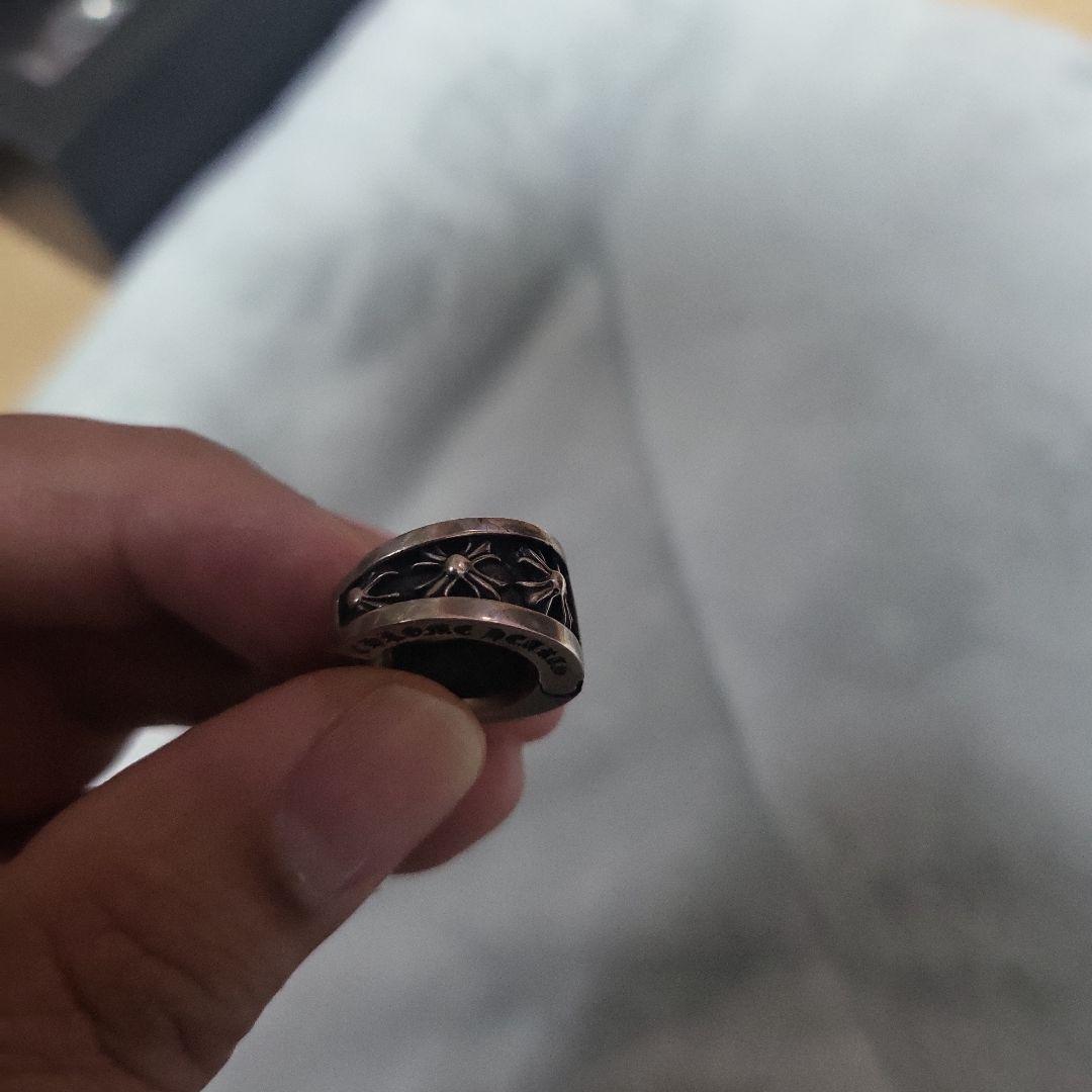 クロムハーツ　ナローVバンドピアス　片耳