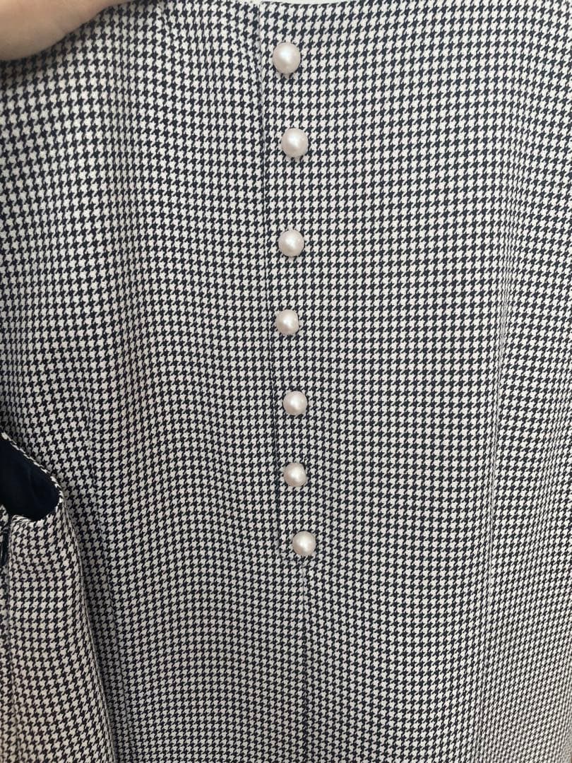 期間限定値下げ　STRAWBERRY-FIELDS ワンピース　千鳥柄