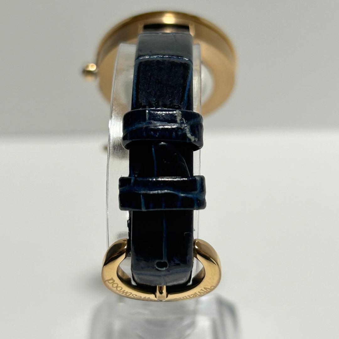 稼働 ヴィヴィアン Vivienne Westwood オーブチャーム 腕時計