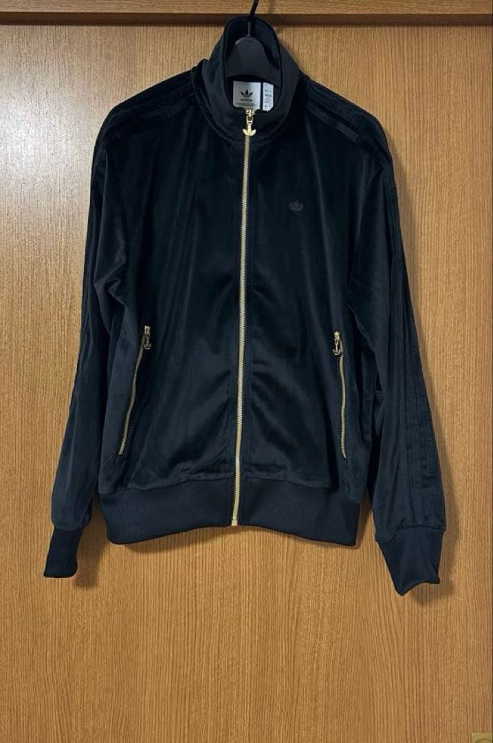 adidas ファイアーバード ベロア トラックトップ