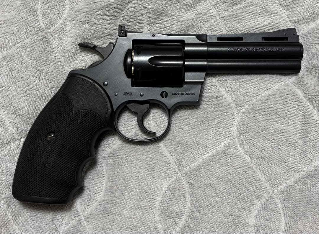 東京マルイ　ガスリボルバー 357マグナム　4inch
