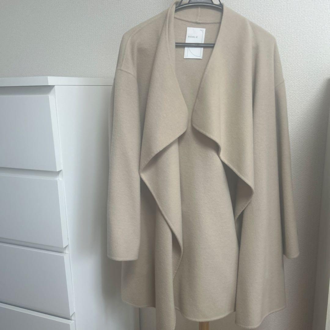 値下げしました【NOBLE ノーブル】ベージュ ハーフコート　オープンフロント