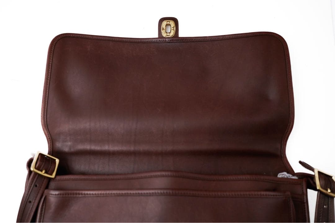 バッグ COACH Vintage Leather Shoulder Bag 5180