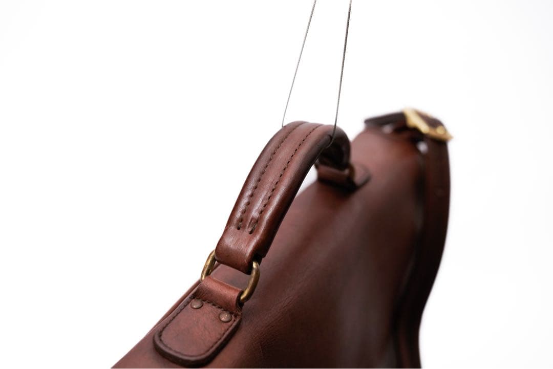 バッグ COACH Vintage Leather Shoulder Bag 5180