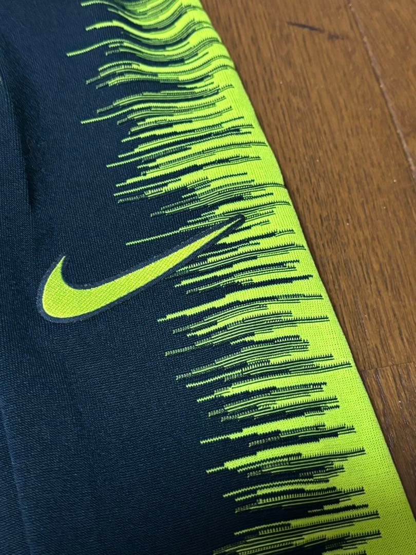 R*０様 Nike ブラジル代表 トレーニングウェア 上下XLサイズ