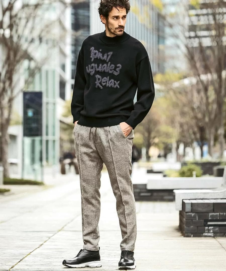 美品 ウノピゥウノウグァーレトレリラックス クラシックスラックス