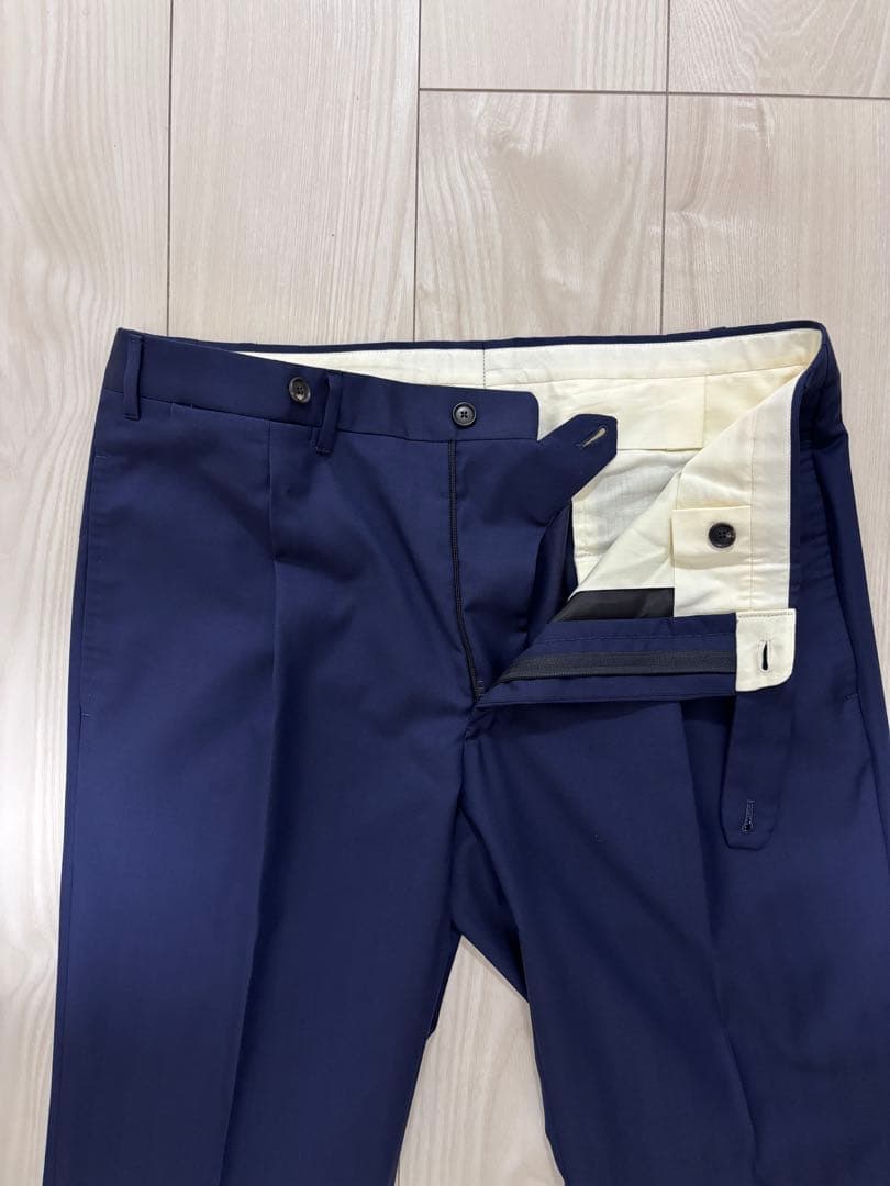 【新品未使用】デ ペトリロ　ネイビーヘリンボーンシングルスーツ　48